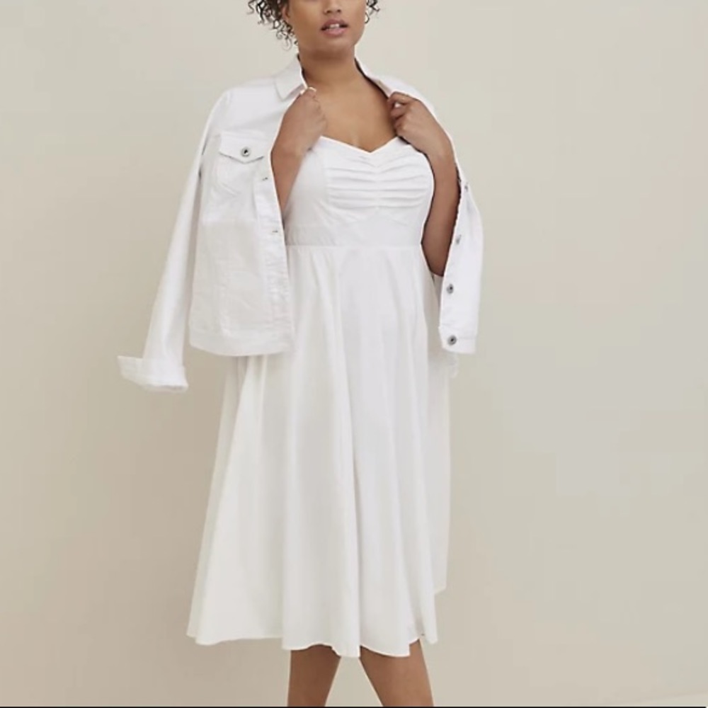 TORRID NWT SWEETHEART NECK SKATER DRESS - POPLIN WHITE - Picture 2 of 5